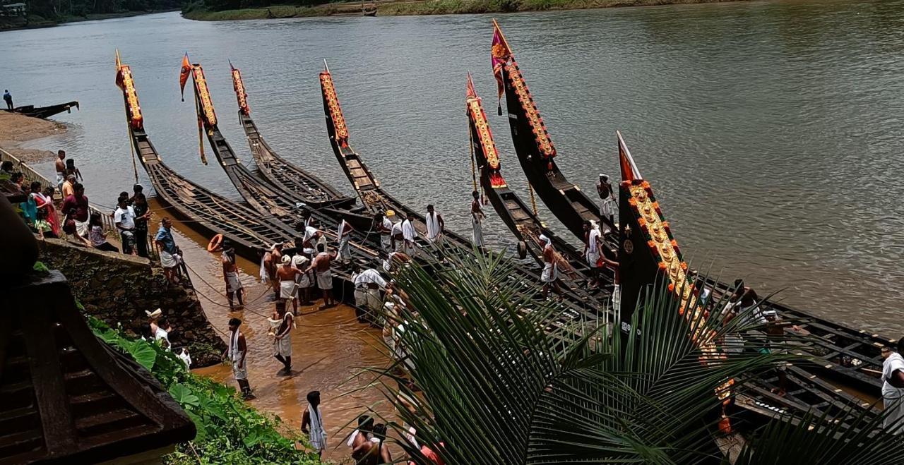 Swasthi Griha Villa Aranmula Eksteriør billede