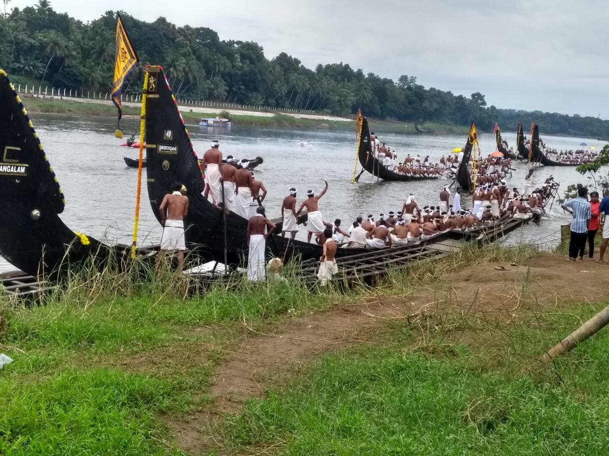 Swasthi Griha Villa Aranmula Eksteriør billede